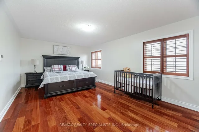 Additional image 14 of 7 Sorbonne Dr