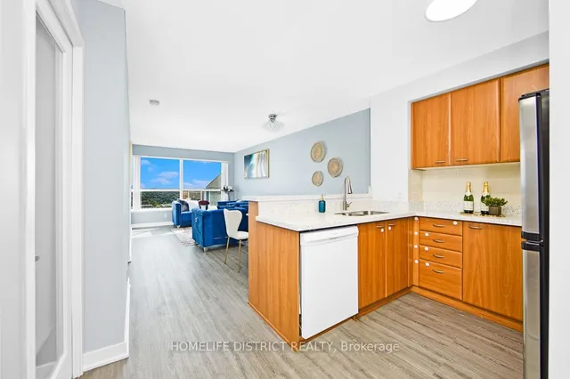 Additional image 12 of 36 Lee Centre Dr Unit 2708