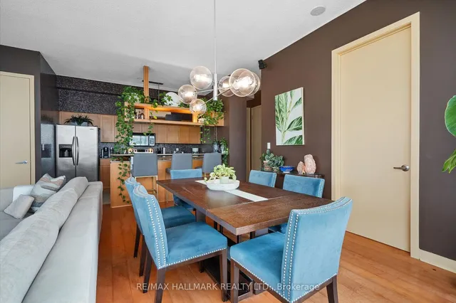 Additional image 17 of 81 Navy Wharf Crt Unit 3803