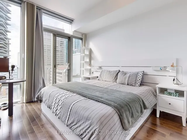 Additional image 9 of 39 Queens Quay Unit 940