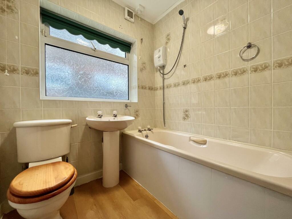 Additional image 7 of Roundwood Avenue, Burnley