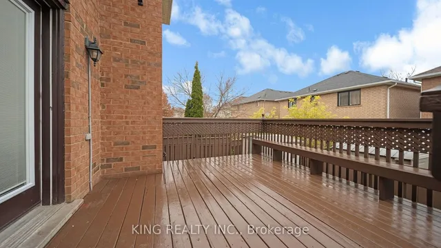 Additional image 39 of 27 Foxmere Rd