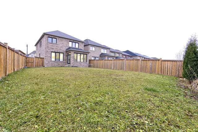 Additional image 36 of 47 Dunley Cres