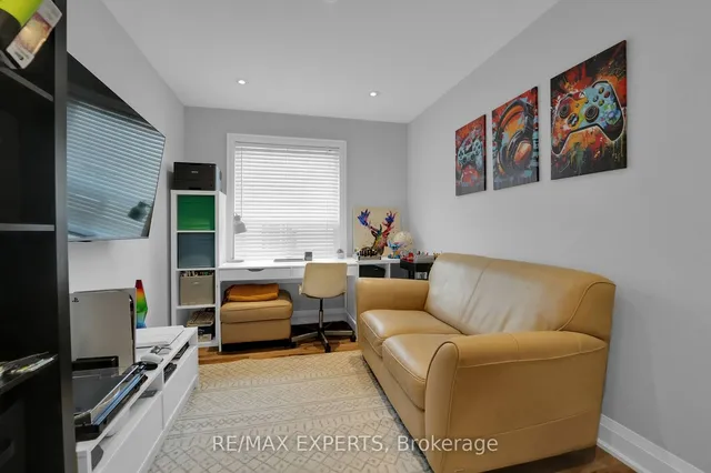 Additional image 8 of 11 Packham Circ