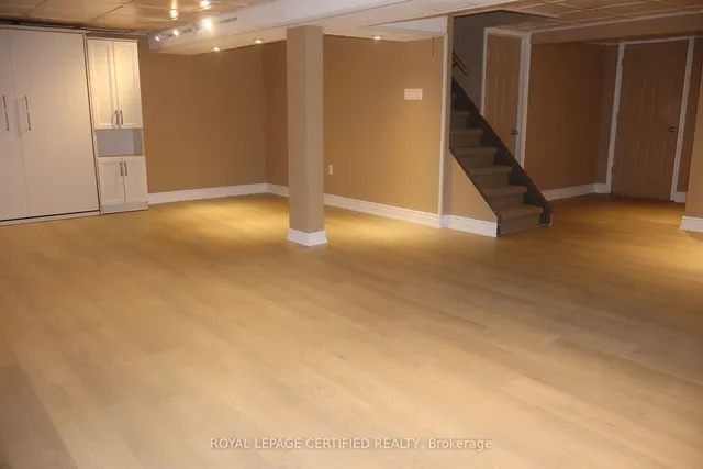 Additional image 28 of 35 Ladore Dr