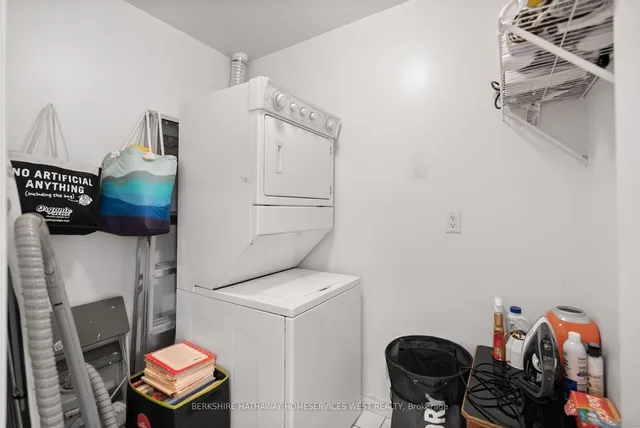 Additional image 27 of 2662 Bloor St Unit 403