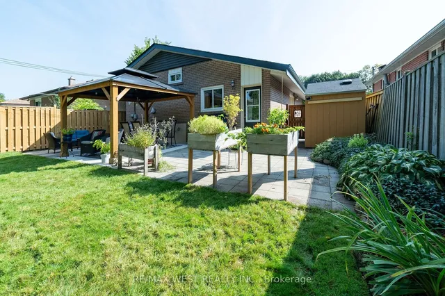 Additional image 33 of 10 Rowallan Dr