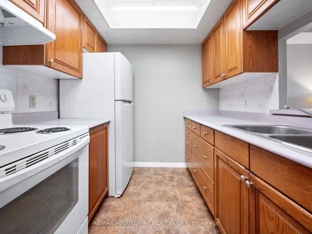 Additional image 22 of 8351 Mclaughlin Rd Unit 422