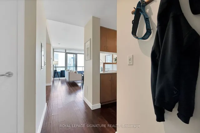 Additional image 6 of 281 Mutual St Unit 2703