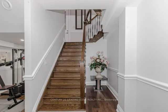 Additional image 29 of 73 Neilson Ave