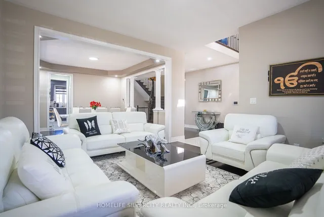 Additional image 4 of 73 Pathway Dr