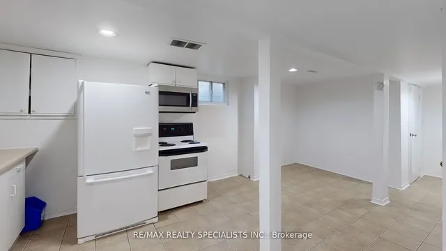 Additional image 23 of 28 Abell Dr