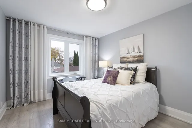 Additional image 18 of 90A Bicknell Ave