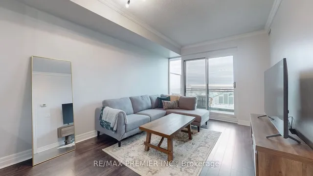 Additional image 8 of 100 John St Unit 1309