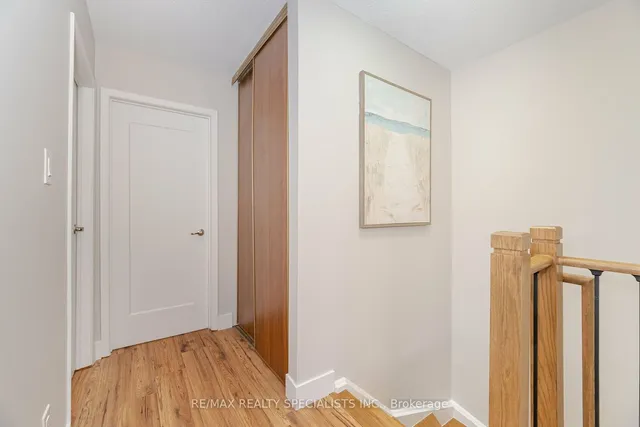 Additional image 17 of 8 Guildford Cres Unit 8