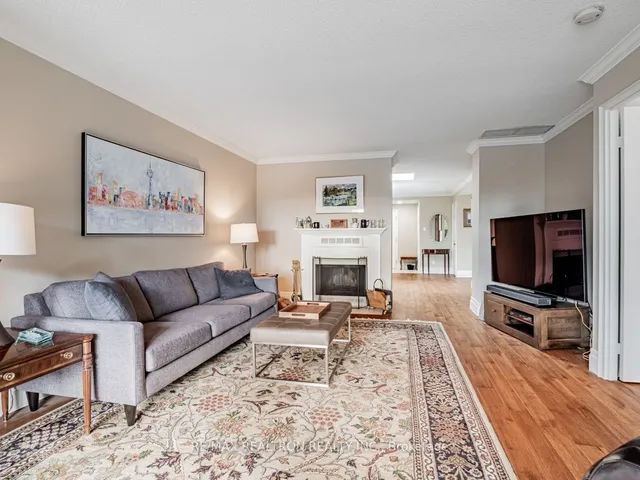 Additional image 12 of 55 Lombard St Unit 613