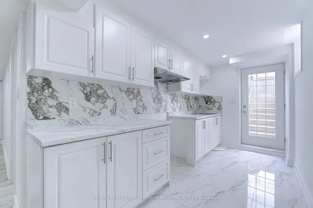 Additional image 34 of 379 Valleyway Dr