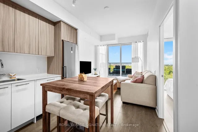 Additional image 27 of 215 Veterans Dr Unit 405