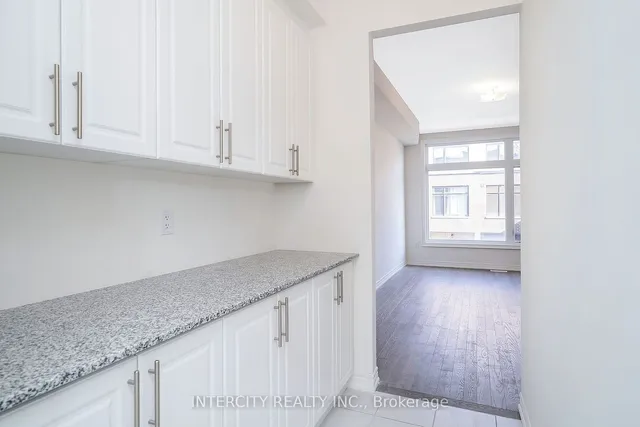 Additional image 16 of 12 Queenpost Dr