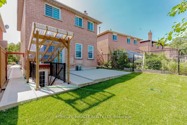 Additional image 38 of 44 Leatherhead Crt