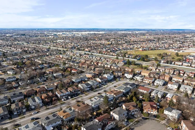 Additional image 23 of 46 Bruce Beer Dr