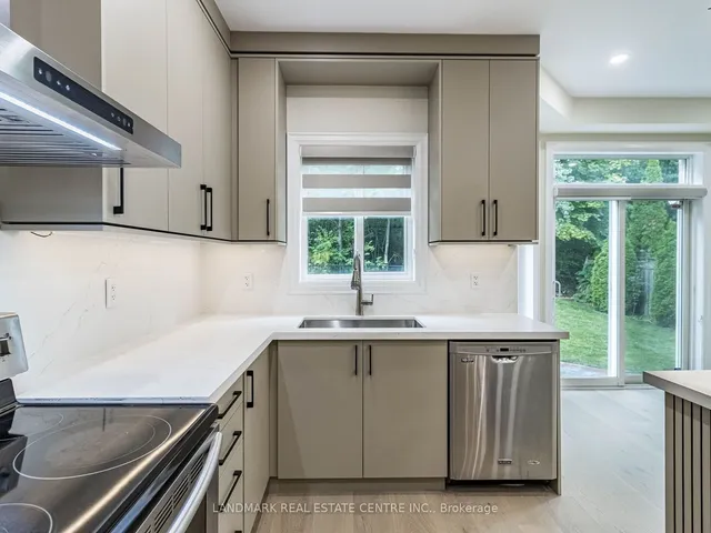 Additional image 5 of 64 Showboat Cres