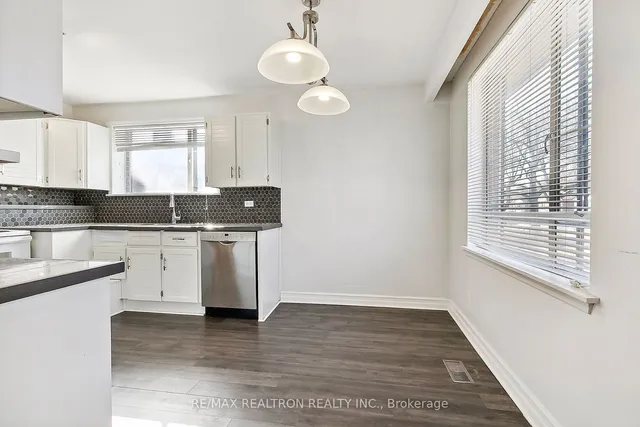 Additional image 8 of 139 Pandora Circ