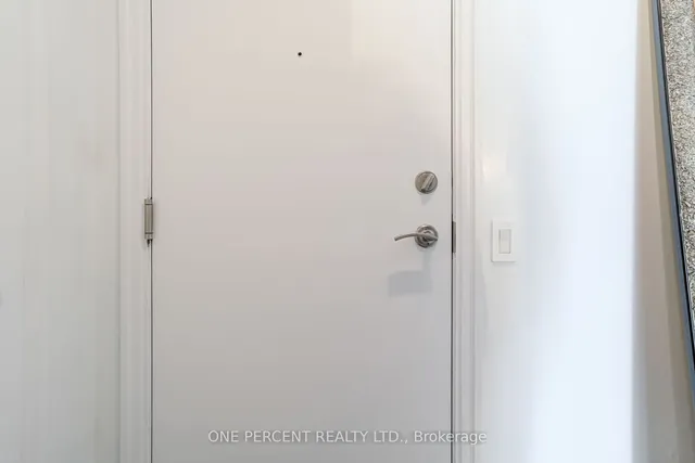 Additional image 8 of 21 Hillcrest Ave Unit 1105