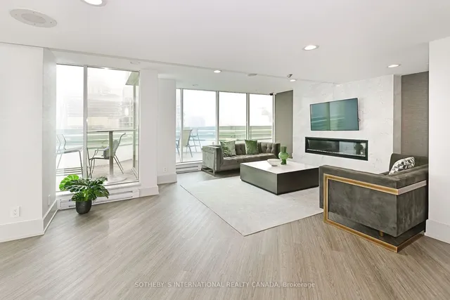 Additional image 15 of 10 Yonge St Unit 1001