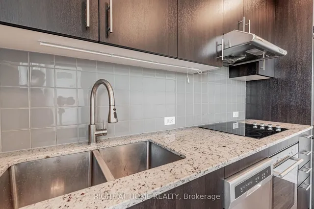 Additional image 25 of 255 Village Green Sq Unit 3108