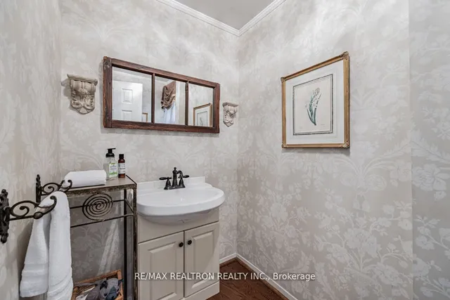 Additional image 11 of 106 Brooke Ave