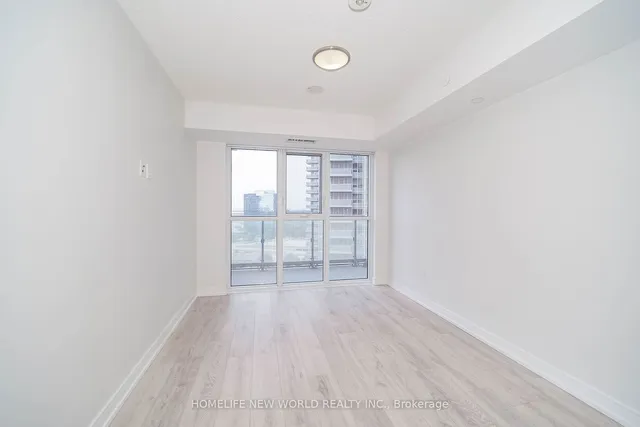 Additional image 24 of 225 Village Green Sq Unit 1306