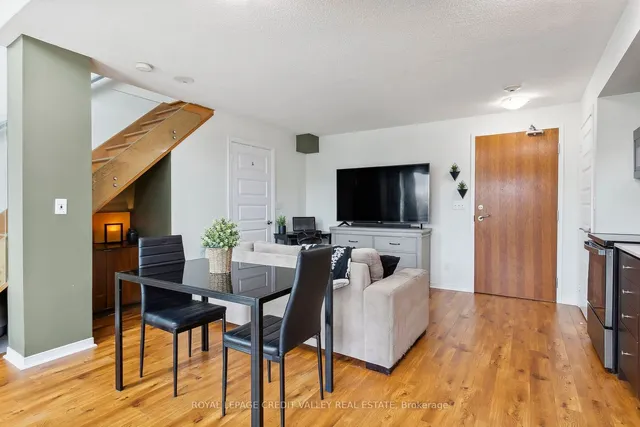 Additional image 2 of 215 Queen St Unit 217