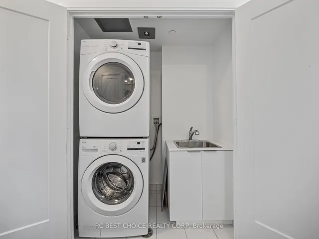 Additional image 23 of 65 Annie Craig Dr Unit 1008