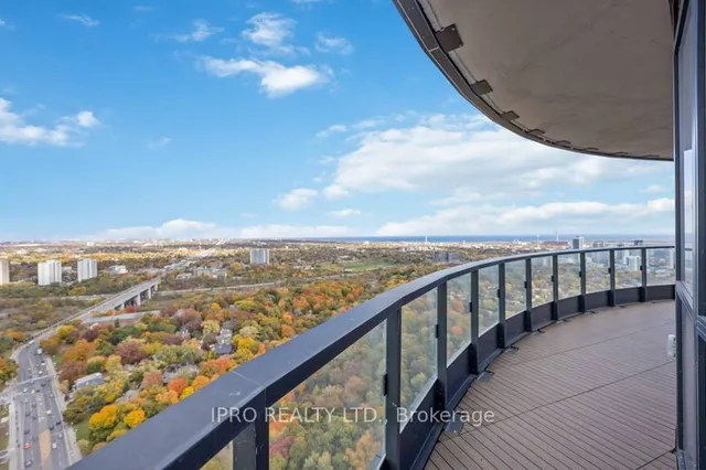 Additional image 28 of 585 Bloor St Unit 4218