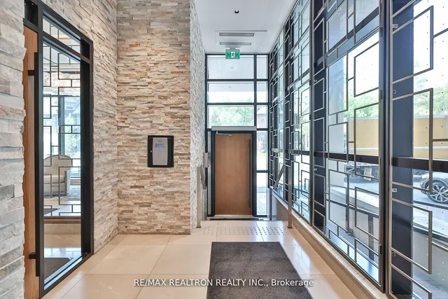 Additional image 36 of 285 Avenue Rd Unit 403