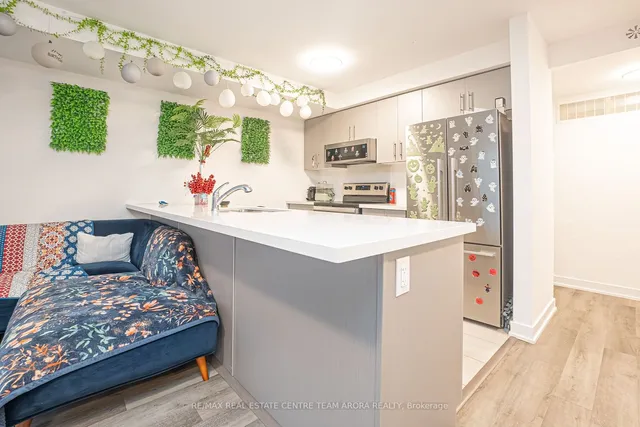 Additional image 6 of 165 Veterans Dr Unit 5