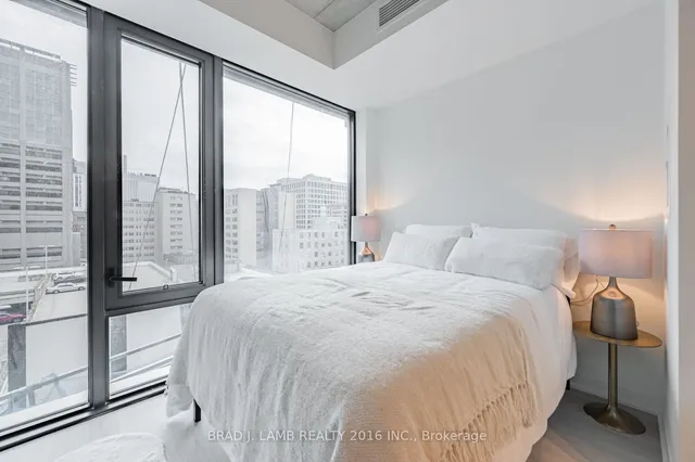 Additional image 13 of 195 McCaul St Unit 909