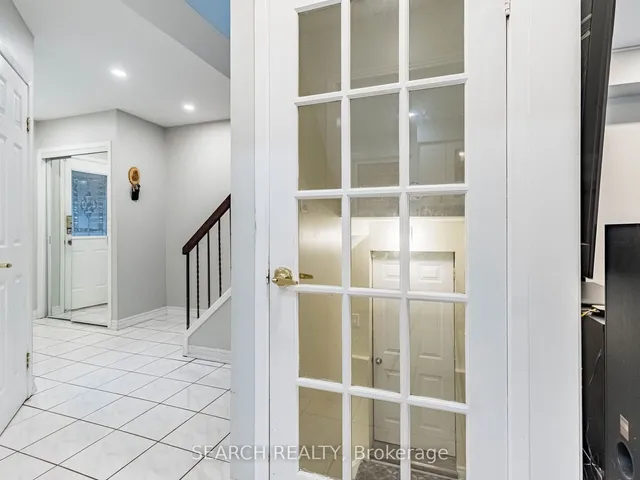 Additional image 27 of 194 Simmons Blvd