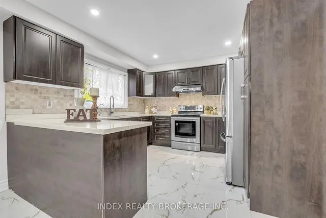 Additional image 12 of 7 Panorama Cres