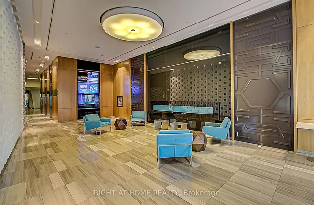 Additional image 4 of 36 Park Lawn Rd Unit 305