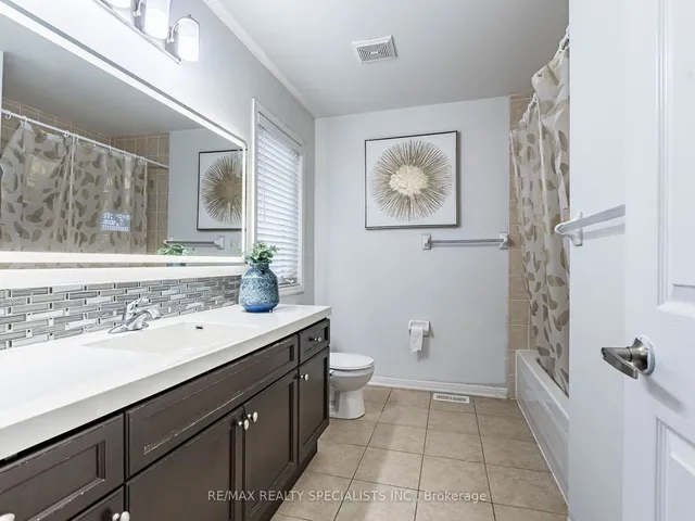 Additional image 21 of 47 Donomore Dr