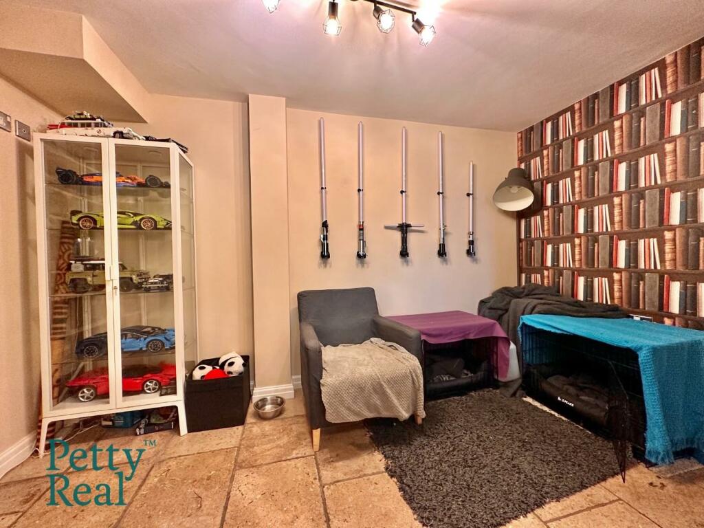 Additional image 42 of Southfield Lane, Southfield