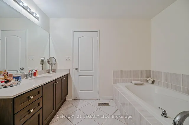 Additional image 29 of 67 Zelda Rd