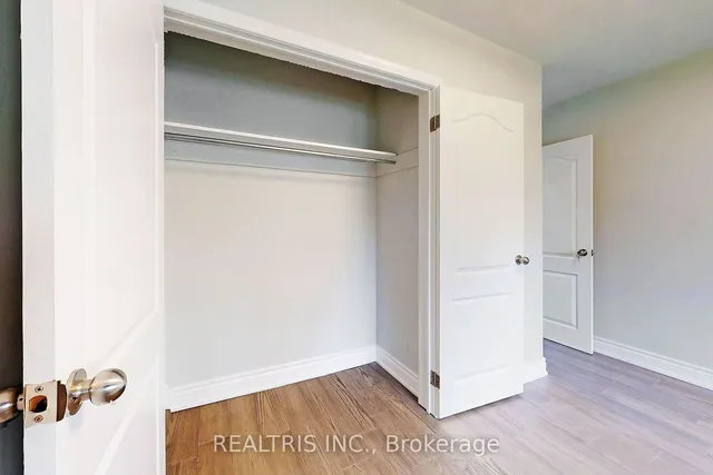 Additional image 29 of 36 Tealham Dr