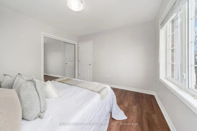 Additional image 31 of 25 Upshall Dr