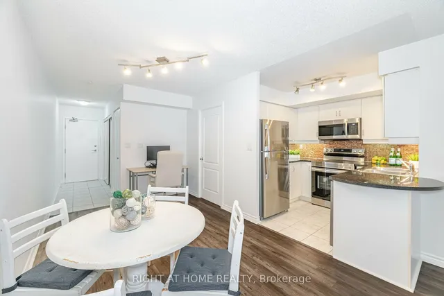 Additional image 22 of 2 Rean Dr Unit 813