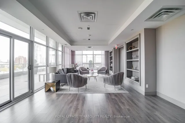 Additional image 32 of 501 St. Clair Ave Unit 301