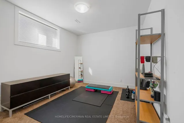 Additional image 35 of 145 Churchill Ave