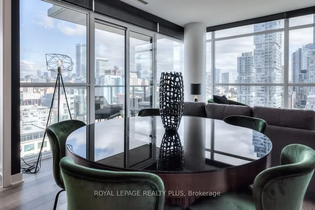 Additional image 10 of 290 Adelaide St Unit 2005